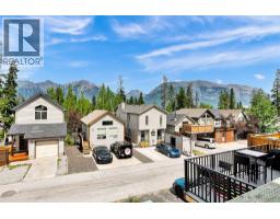 952 Wilson Way, Canmore, AB T1W2Z4 Photo 41