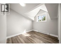Entrance - 2612 Dunsmuir Ave, Cumberland, BC V0R1S0 Photo 12