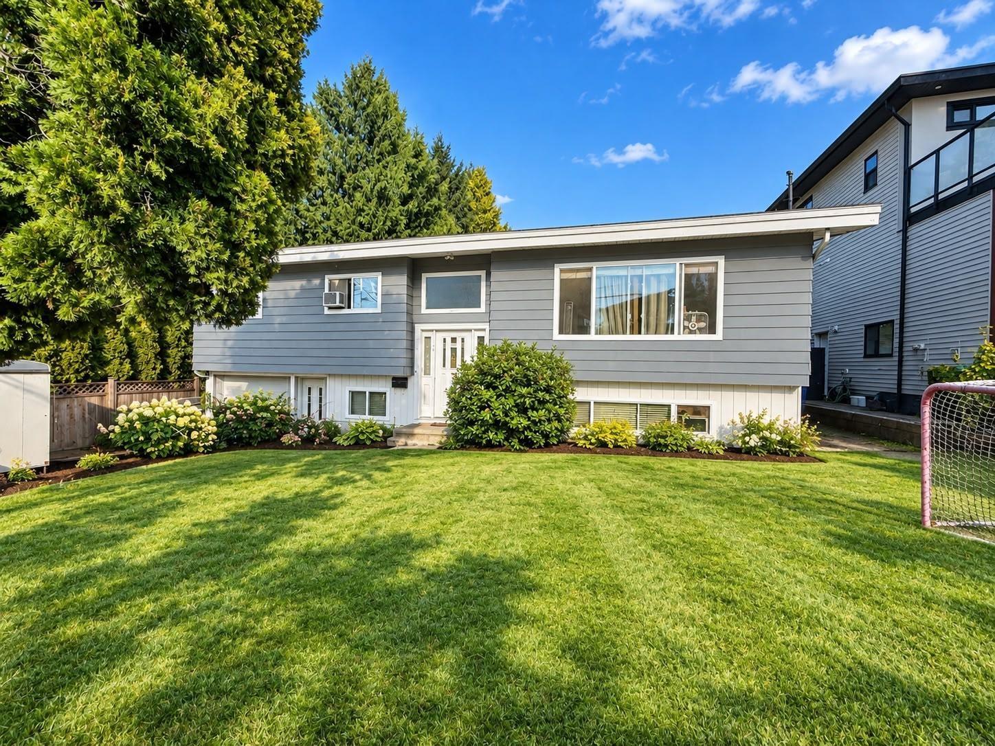 1746 JACKSON STREET, Abbotsford — photo 1