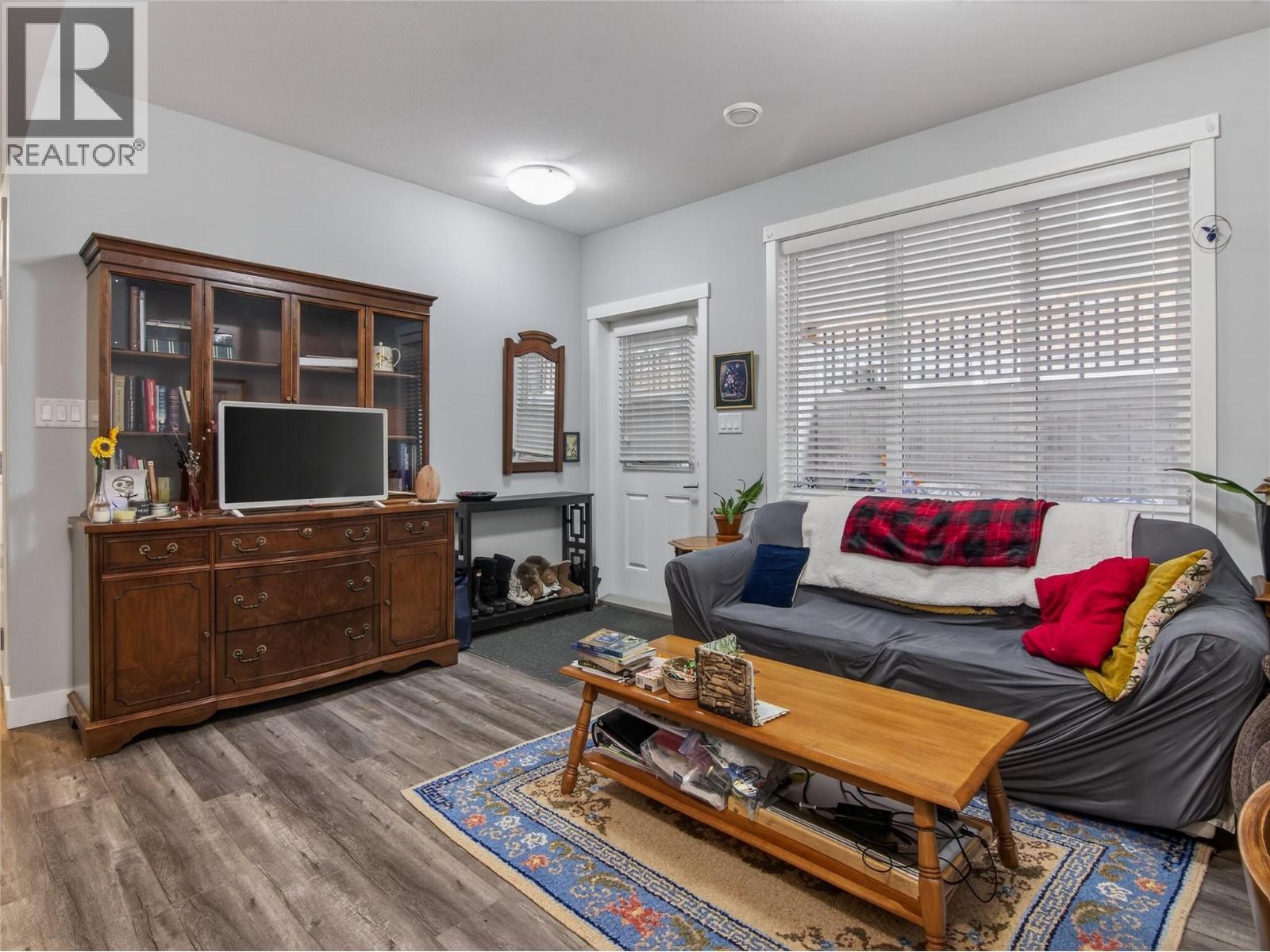 2070 Lawrence Avenue, Penticton