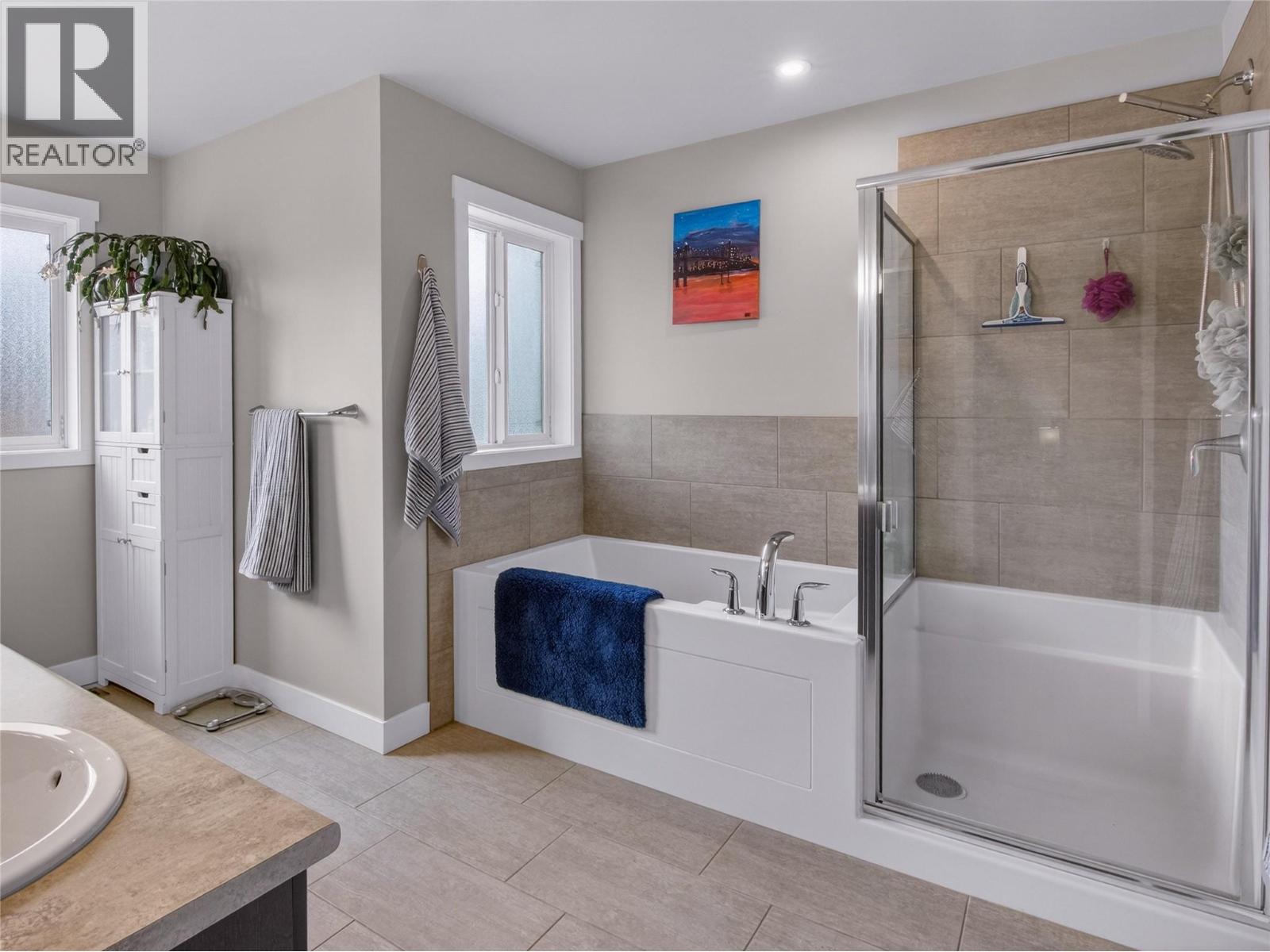 2070 Lawrence Avenue, Penticton