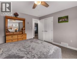 2070 Lawrence Avenue, Penticton, BC V2A9G6 Photo 20
