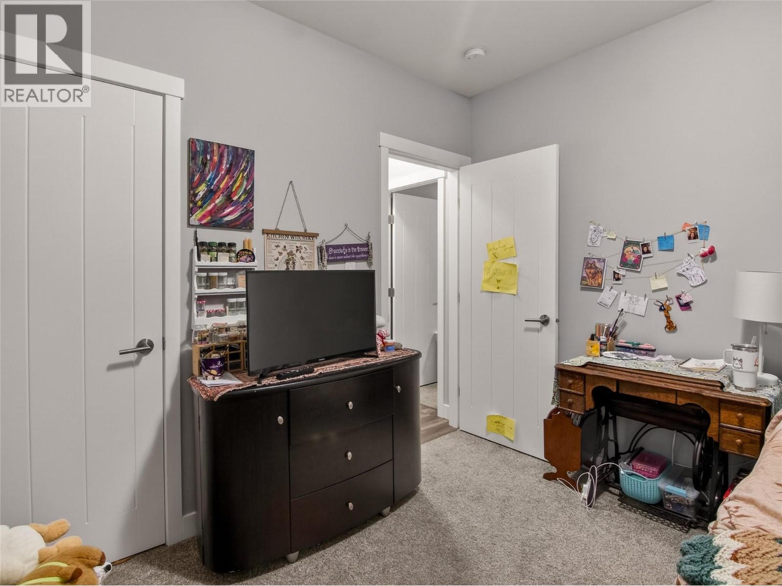 2070 Lawrence Avenue, Penticton