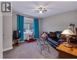 2070 Lawrence Avenue, Penticton, BC V2A9G6 Photo 21