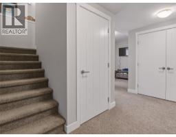 2070 Lawrence Avenue, Penticton, BC V2A9G6 Photo 32
