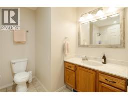 2226 Golf Course Drive, West Kelowna, BC V4T2V4 Photo 28