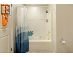2226 Golf Course Drive, West Kelowna, BC V4T2V4 Photo 29