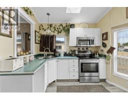 Kitchen - 4428 Barriere Town Road Unit# 35, Barriere, BC V0E1E0 Photo 6