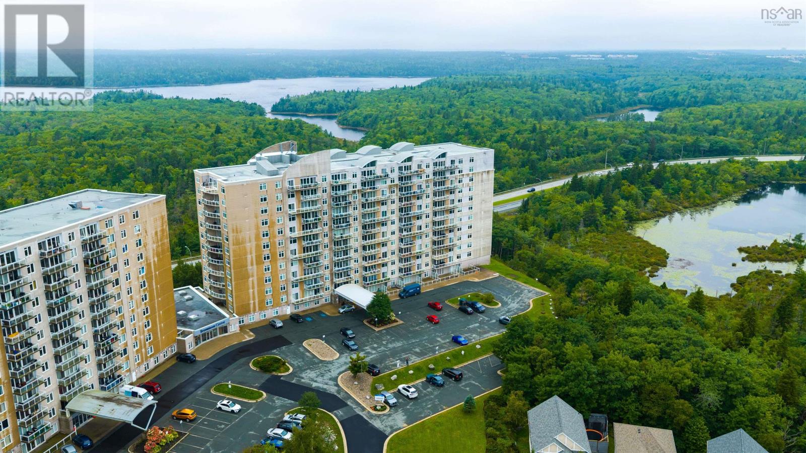 303 60 Walter Havill Drive, Halifax — photo 2