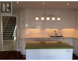 63 Walker Avenue, Toronto, ON M4V1G3 Photo 12