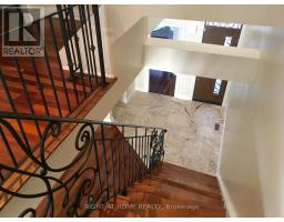 63 Walker Avenue, Toronto, ON M4V1G3 Photo 17