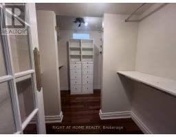 63 Walker Avenue, Toronto, ON M4V1G3 Photo 25