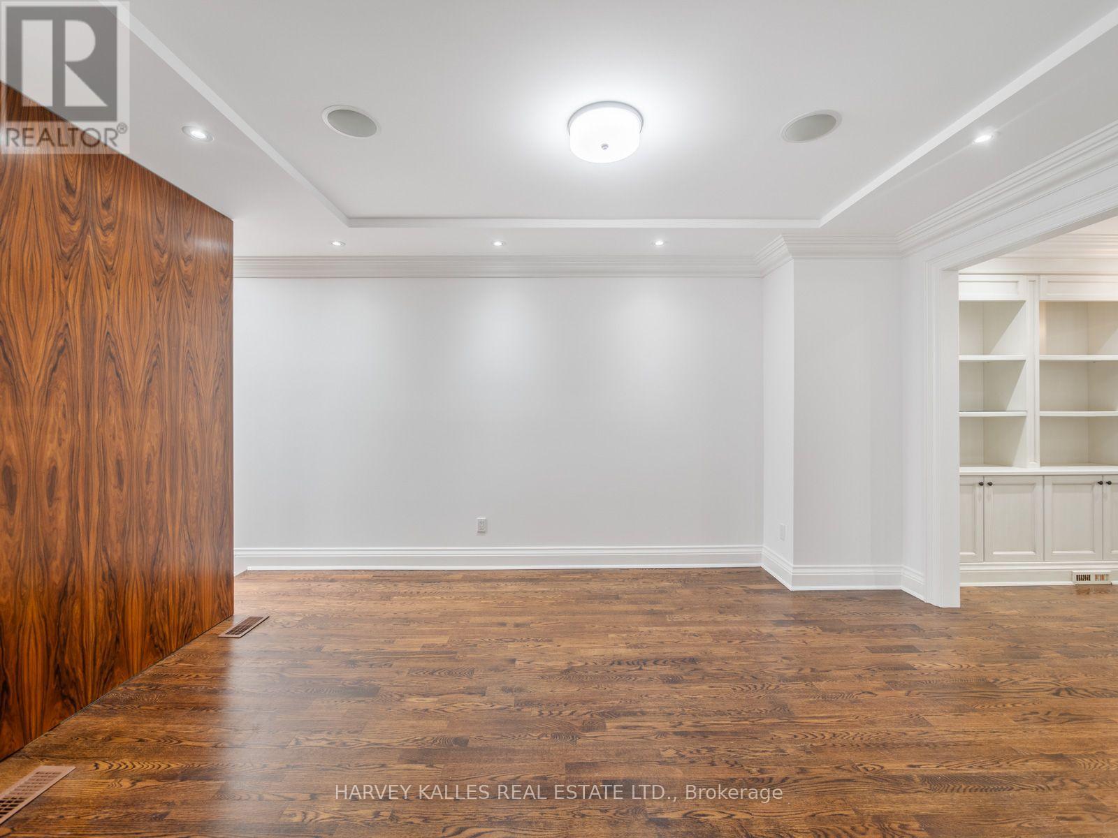 67 Warren Road, Toronto — photo 6