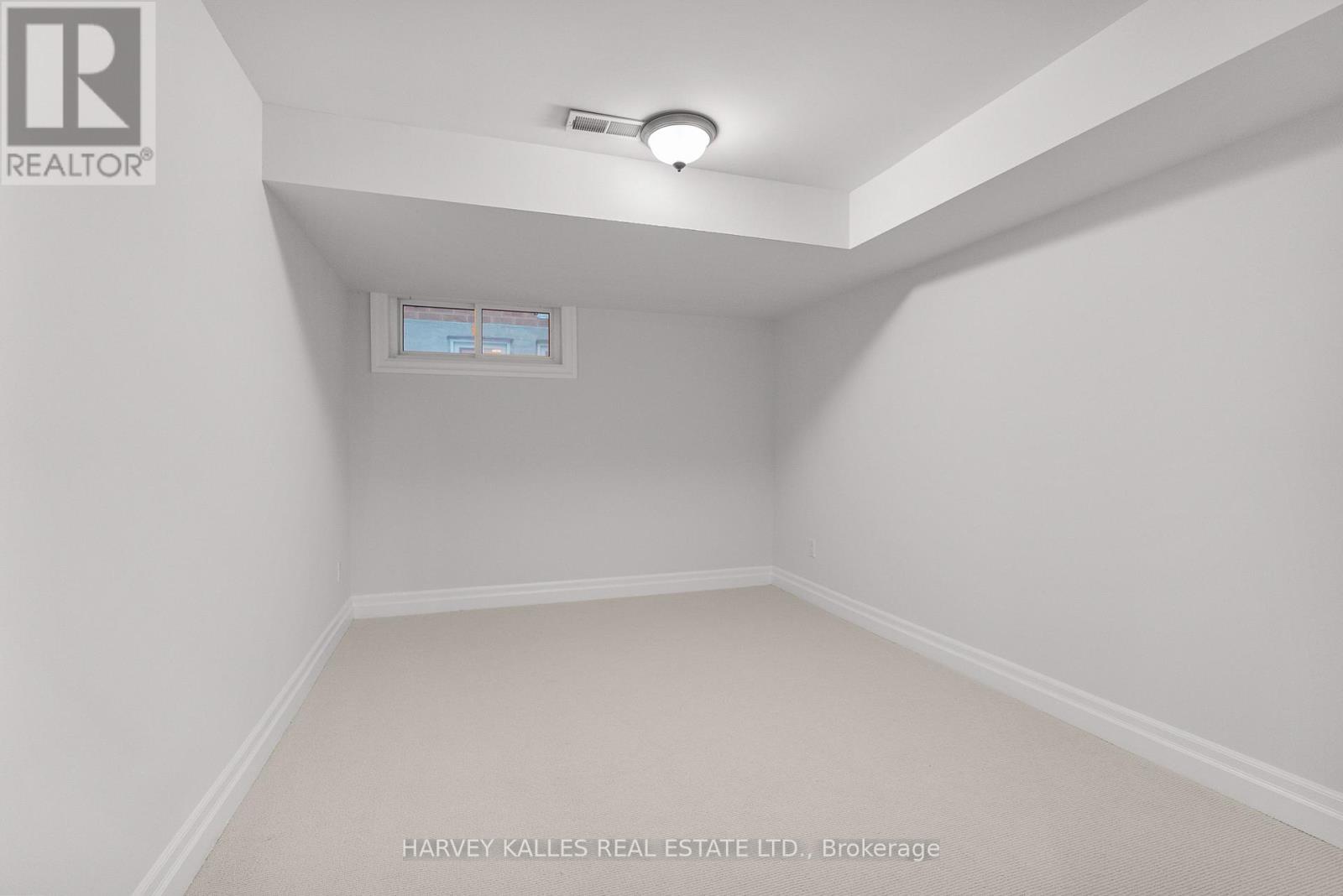 121 JOHNSTON AVENUE - Image 38
