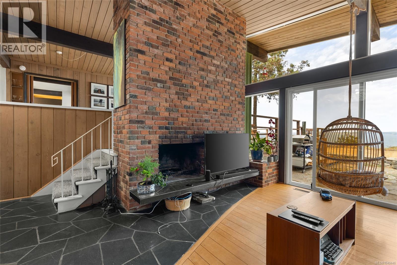 4598 Torquay Dr, Saanich