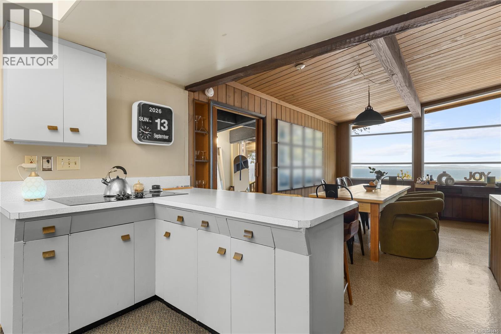 4598 Torquay Dr, Saanich