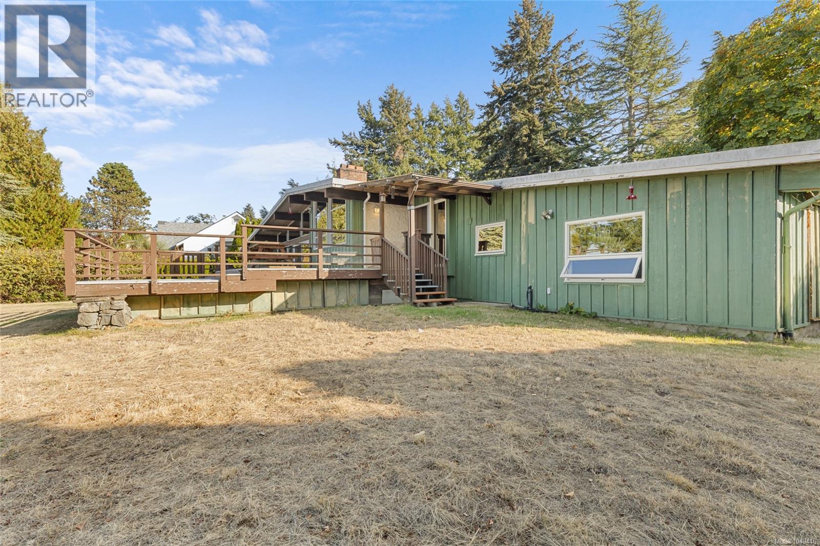 4598 Torquay Dr, Saanich