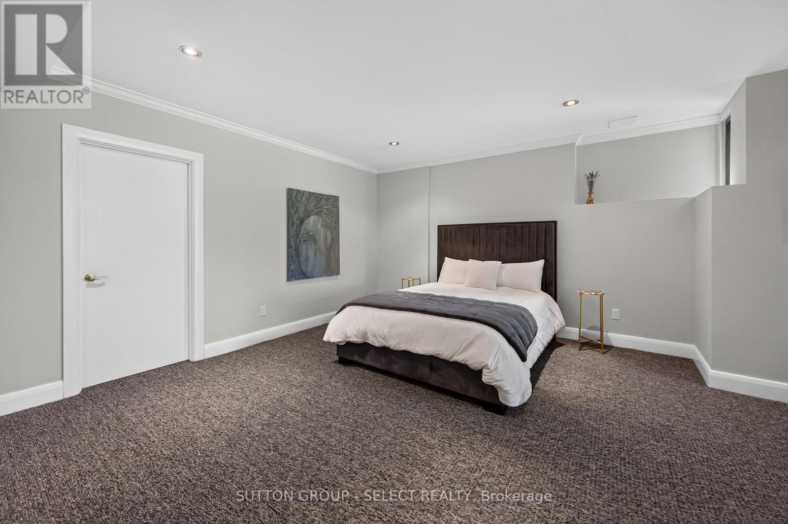 #6 756 RIVERSIDE DRIVE - Image 36