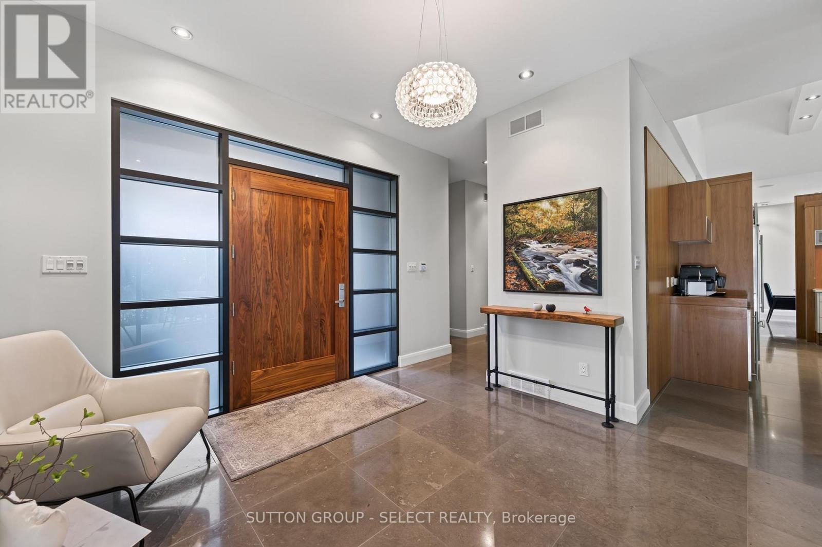 6 - 756 RIVERSIDE DRIVE, London North (North Q) — photo 7