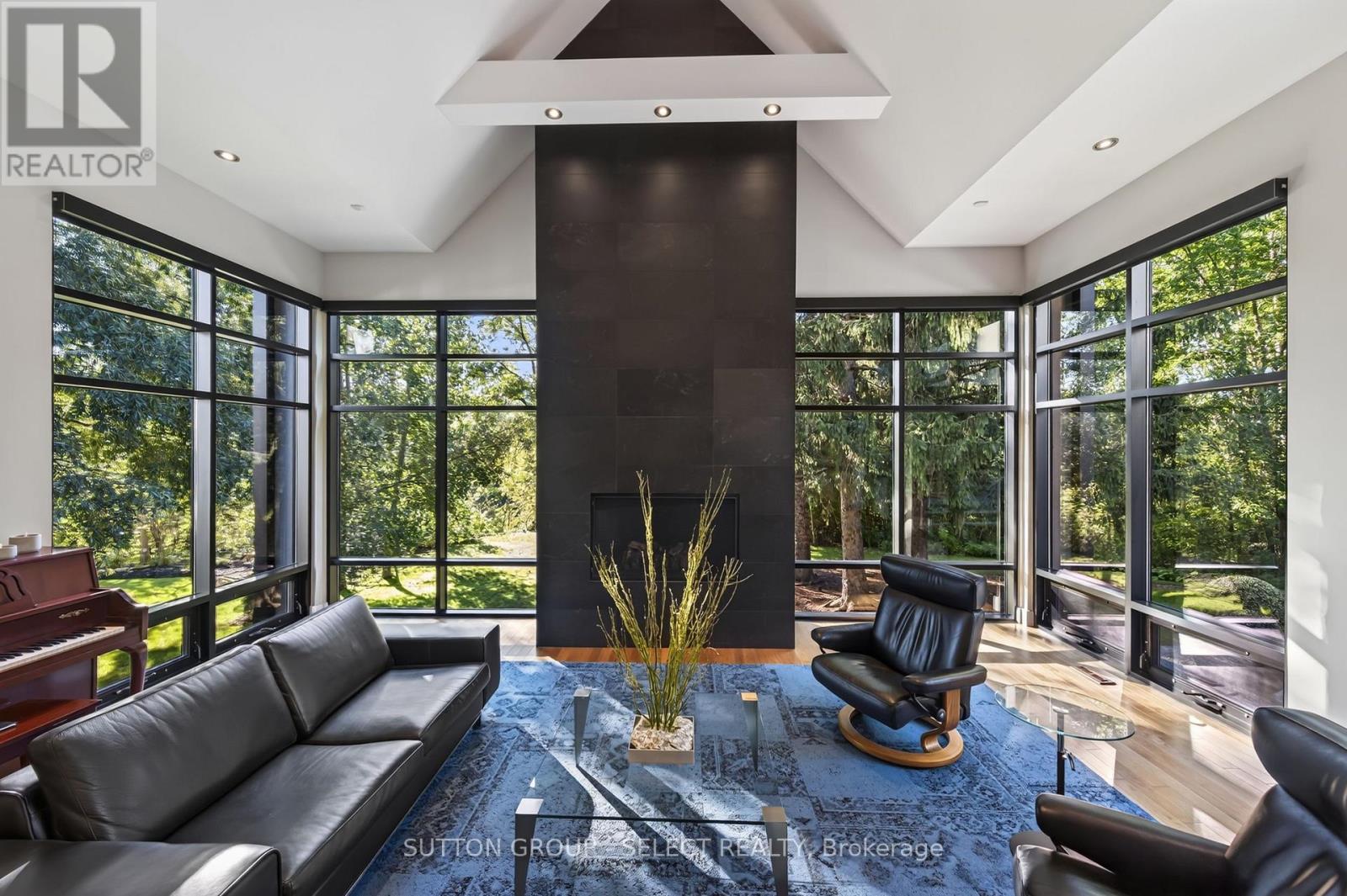 #6 756 RIVERSIDE DRIVE - 8