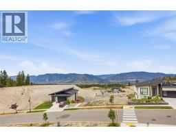 Foyer - 1164 Elk Street, Penticton, BC V2A2S6 Photo 9