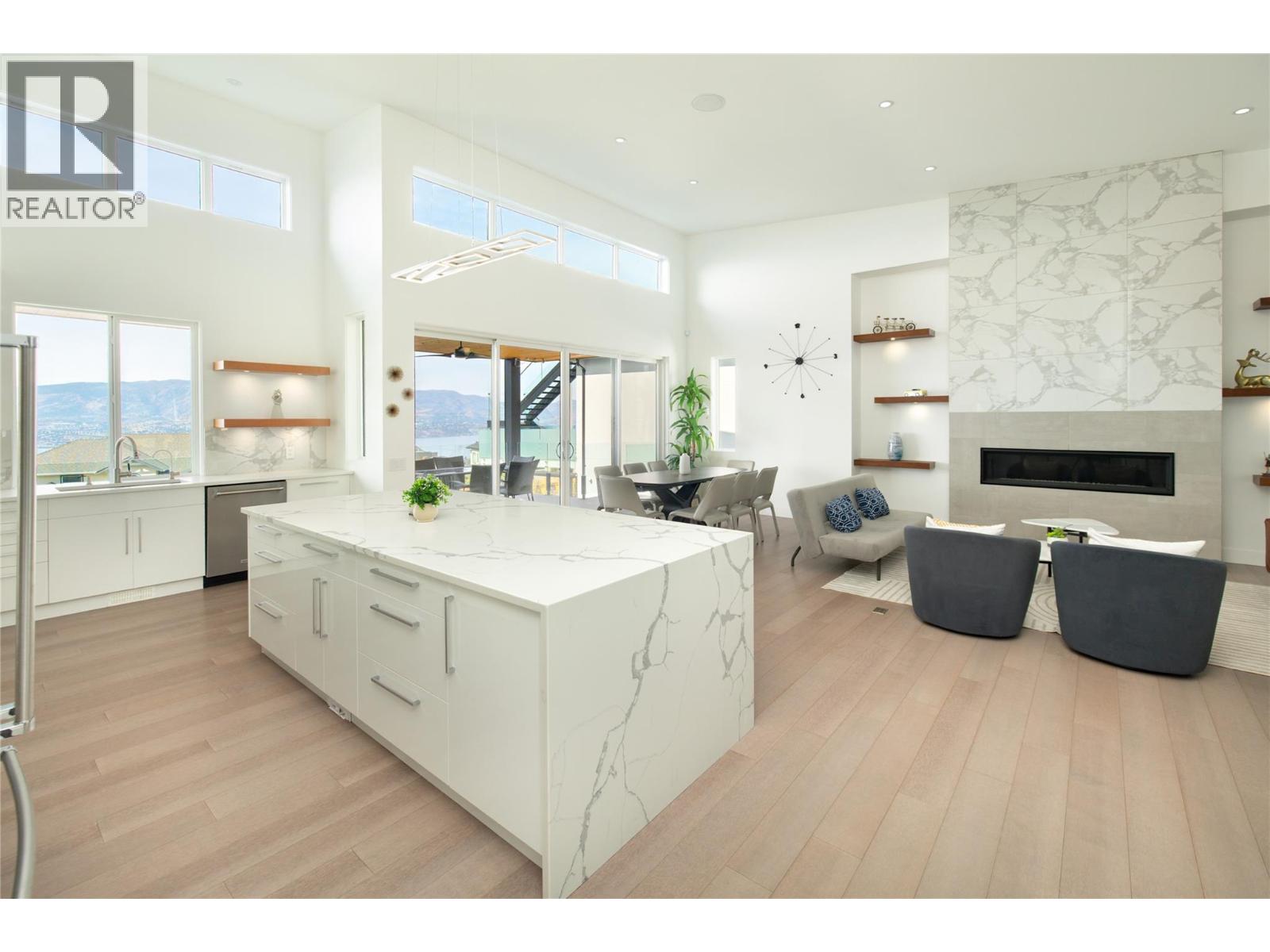 5552 Upper Mission Drive - 6