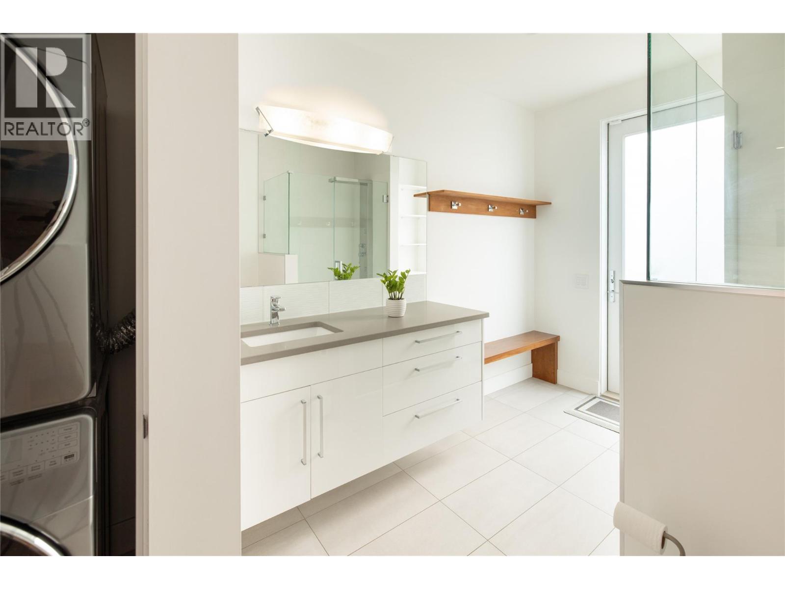 5552 Upper Mission Drive - 36