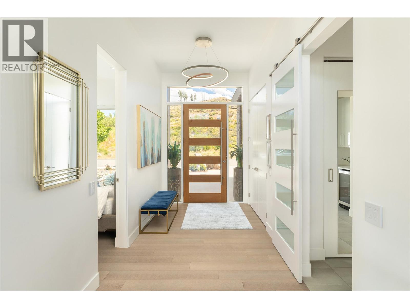 5552 Upper Mission Drive - 20