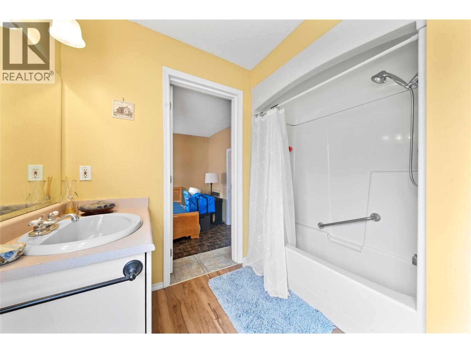  6271 Eagle Bay Road, Eagle Bay
