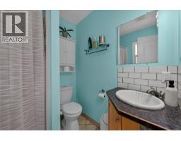 2045 Valleyview Drive, Kamloops, BC V2C4C3 Photo 19