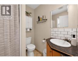 2045 Valleyview Drive, Kamloops, BC V2C4C3 Photo 20