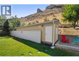 2045 Valleyview Drive, Kamloops, BC V2C4C3 Photo 36