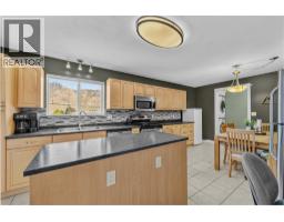3pc Ensuite bath - 2045 Valleyview Drive, Kamloops, BC V2C4C3 Photo 11