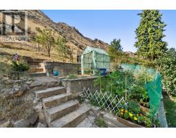 2045 Valleyview Drive, Kamloops, BC V2C4C3 Photo 43