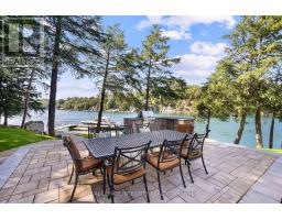 26 Wallace Island, Leeds And The Thousand Islands, ON K0E1L0 Photo 9