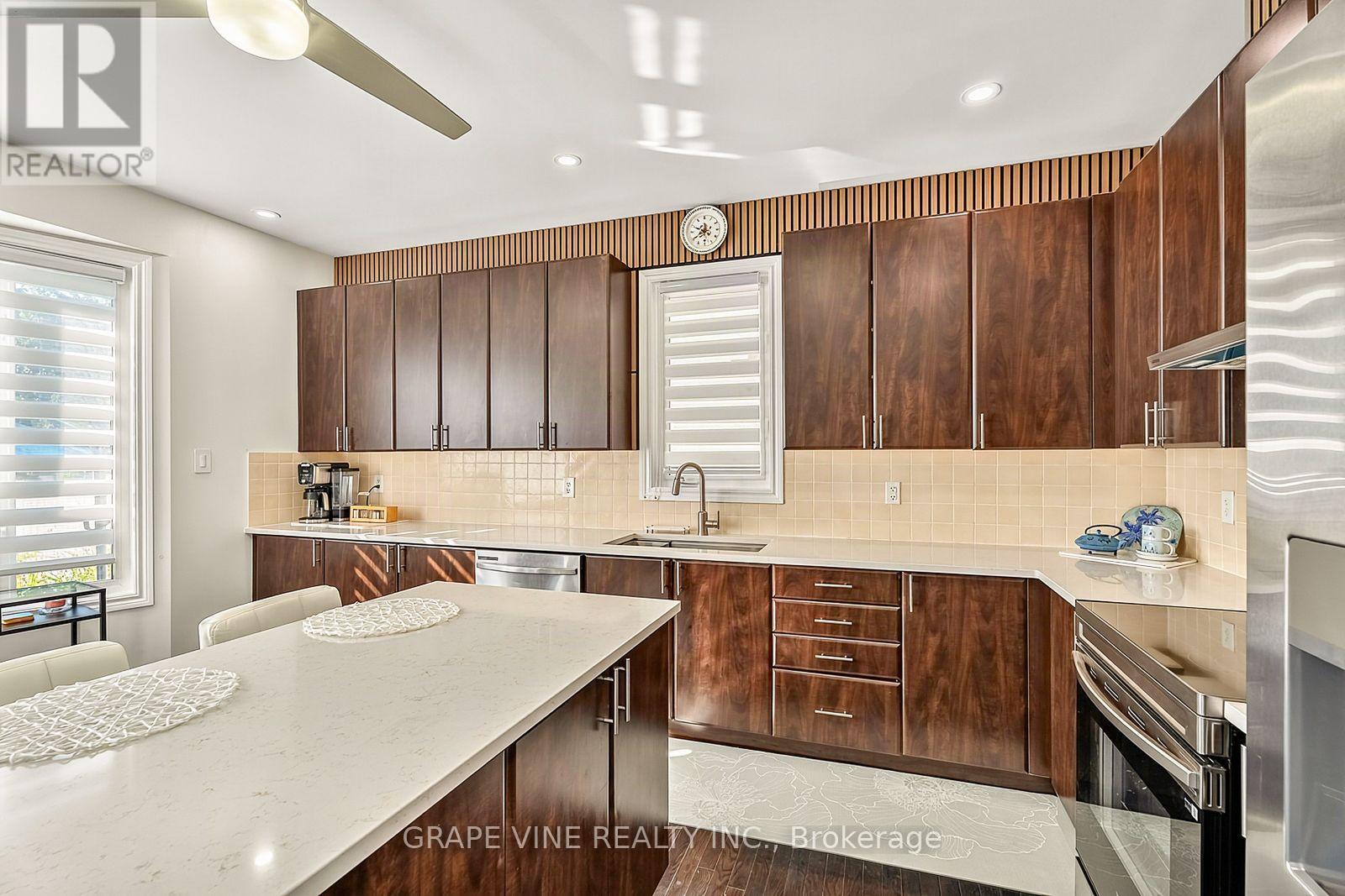 2784 GRAND VISTA CIRCLE, Ottawa. Luxury613. By Peter Sagos - Image 16
