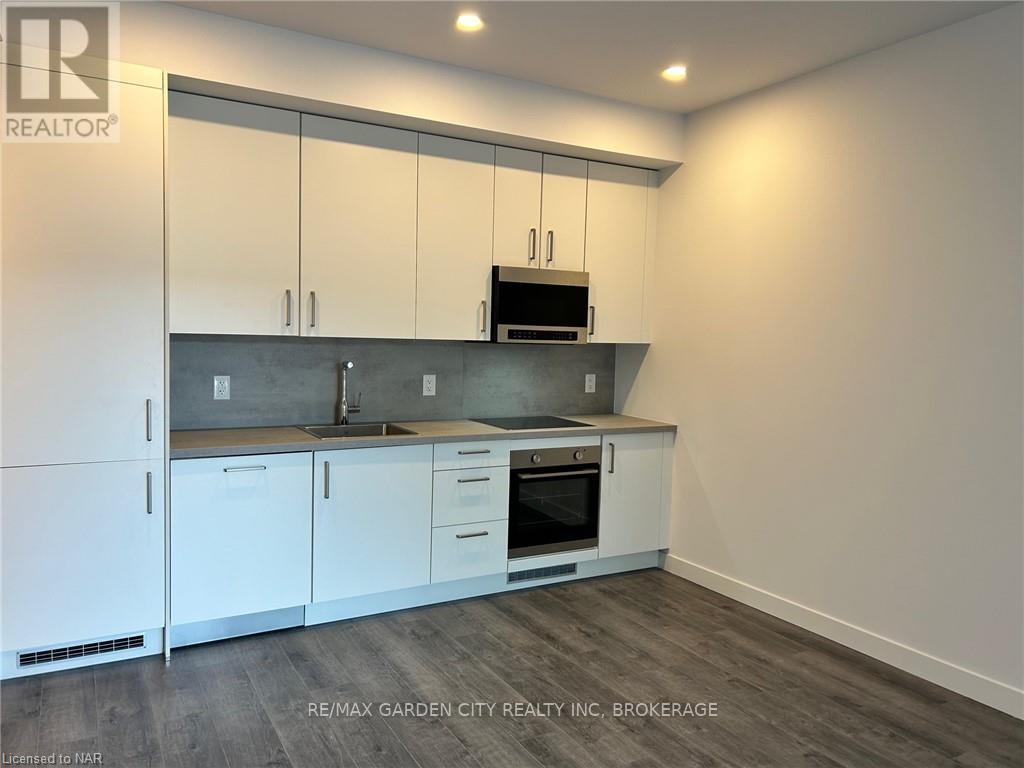 213 - 7549B KALAR ROAD, Niagara Falls (Brown) — photo 4