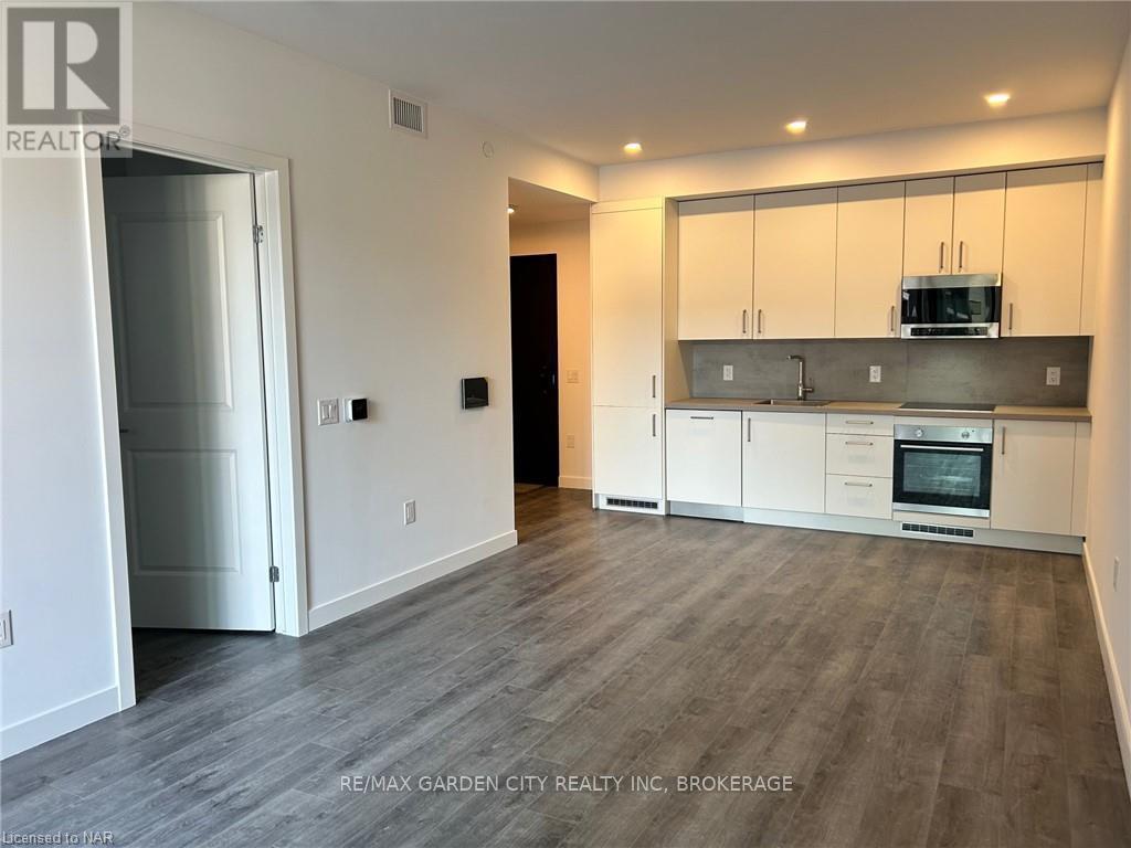 213 - 7549B KALAR ROAD, Niagara Falls (Brown) — photo 7