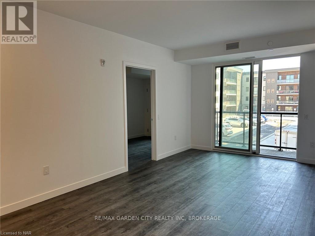 213 - 7549B KALAR ROAD, Niagara Falls (Brown) — photo 8