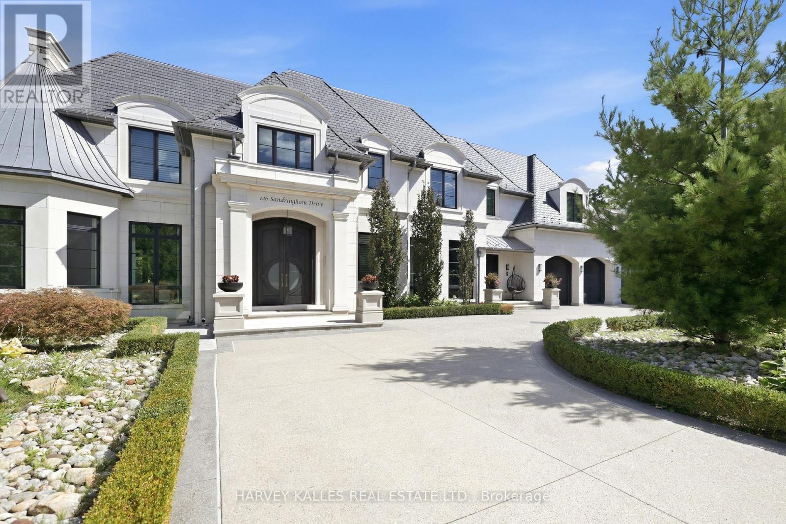 126 SANDRINGHAM DRIVE, Toronto (Lansing-Westgate) — photo 2