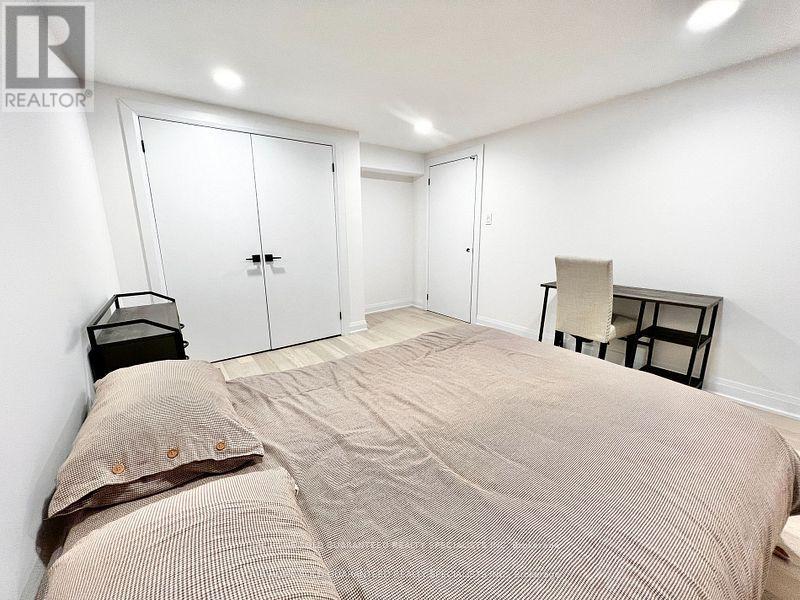 ROOM 2 - 2 PANNAHILL ROAD, Toronto (Bathurst Manor) — photo 7