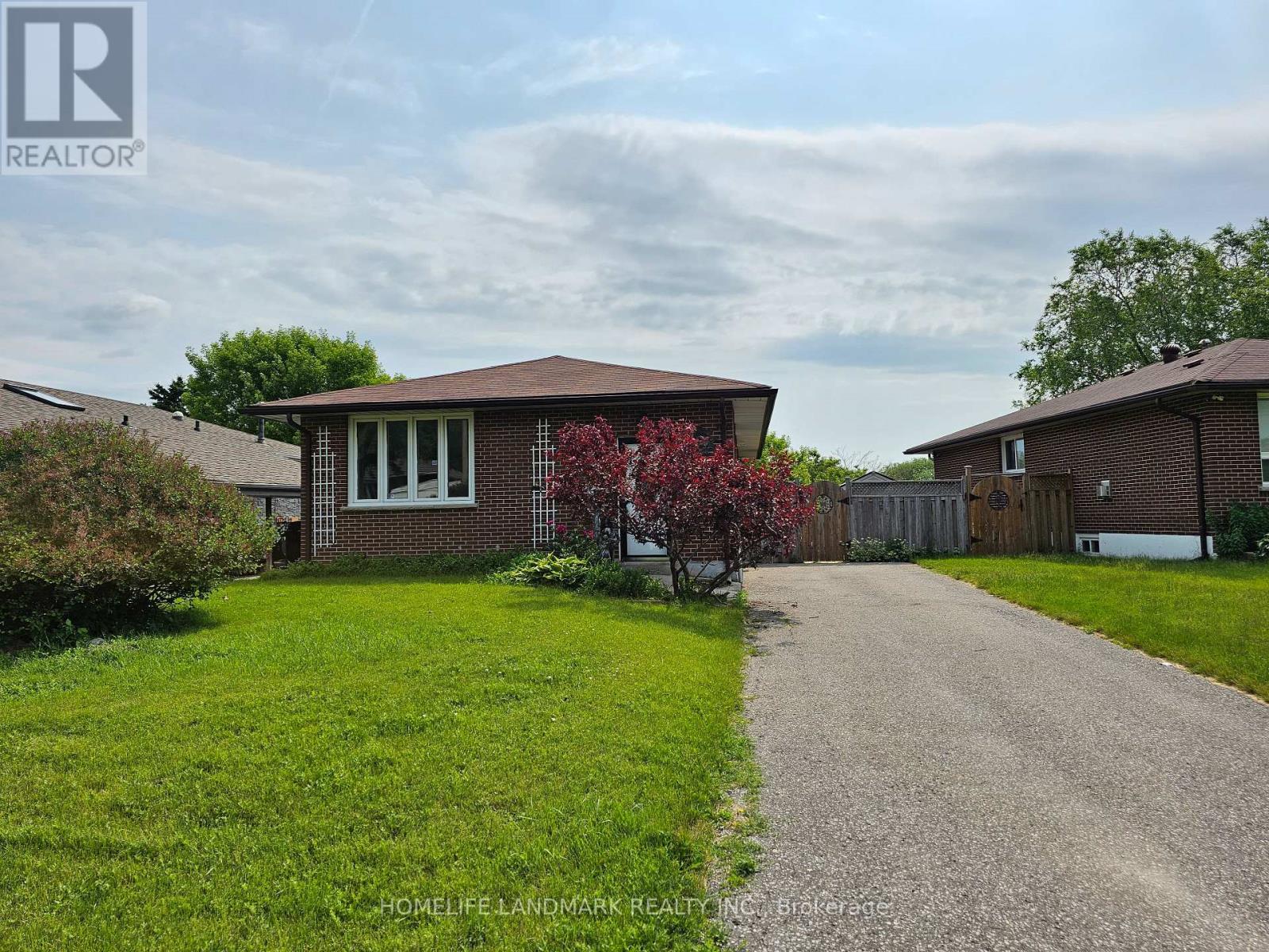 LOWER - 499 TENNYSON COURT, Oshawa (Donevan)