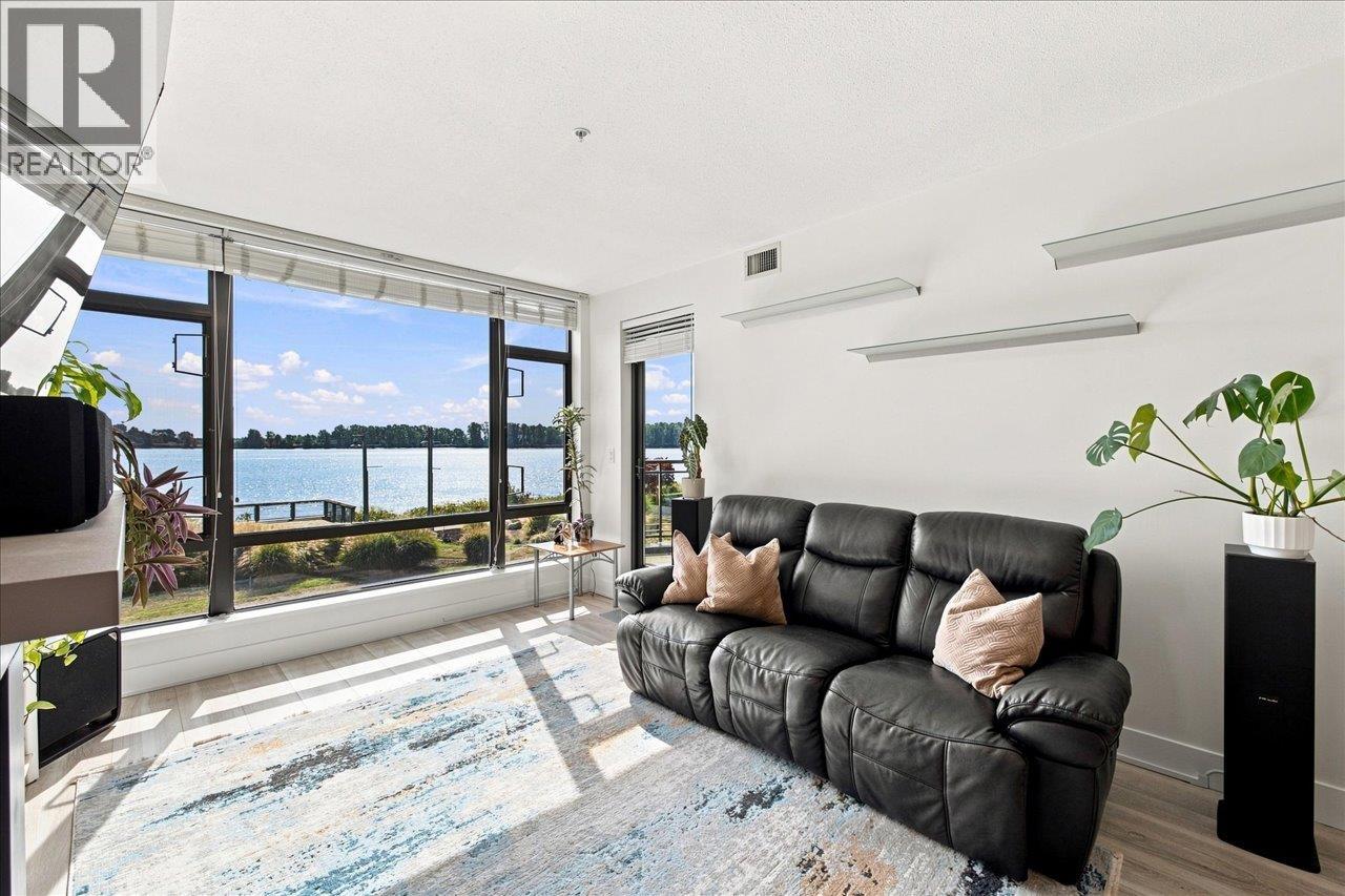 202 14200 RIVERPORT WAY, Richmond — photo 4