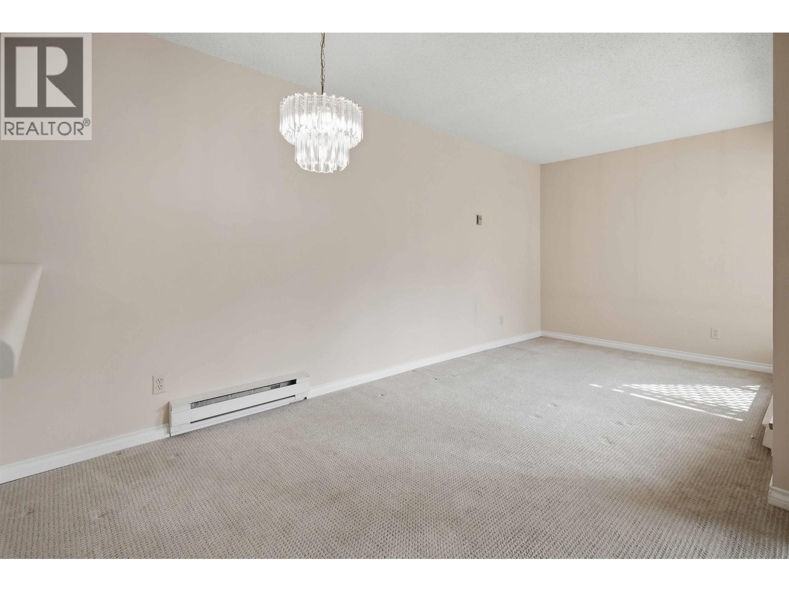 105 1042 NELSON STREET, Vancouver — photo 4