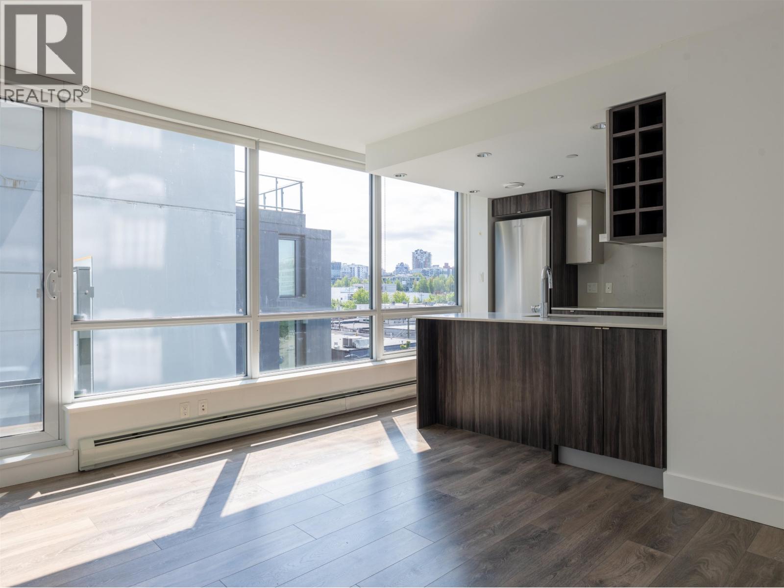 706 1788 COLUMBIA STREET, Vancouver — photo 1