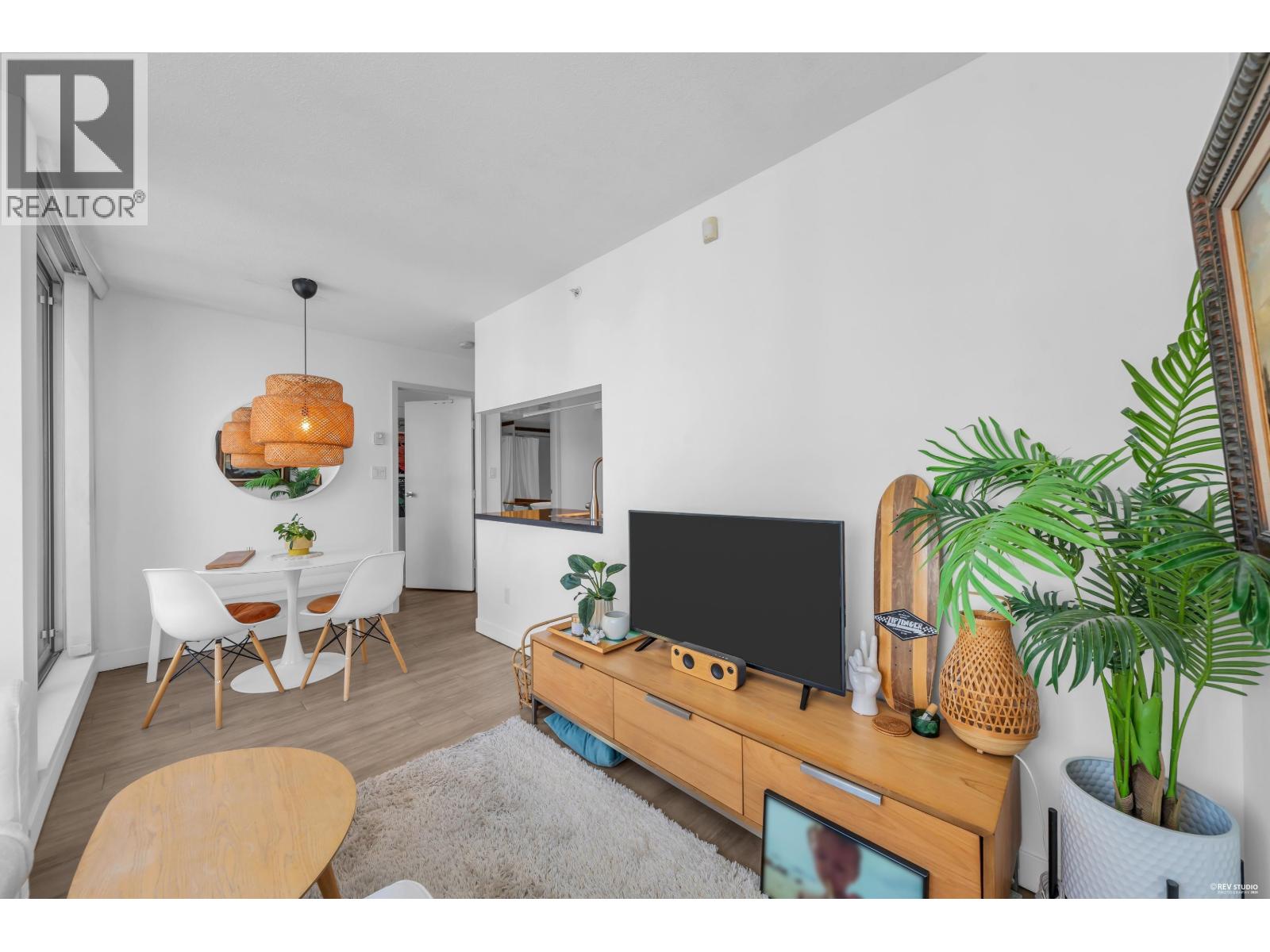 3005 1408 STRATHMORE MEWS, Vancouver — photo 4