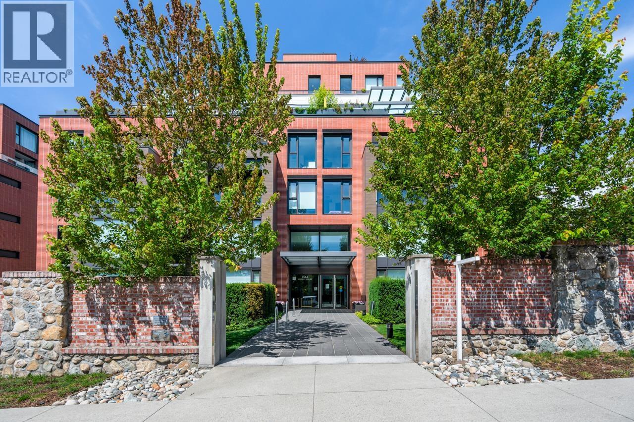 205 1561 W 57TH AVENUE, Vancouver — photo 1