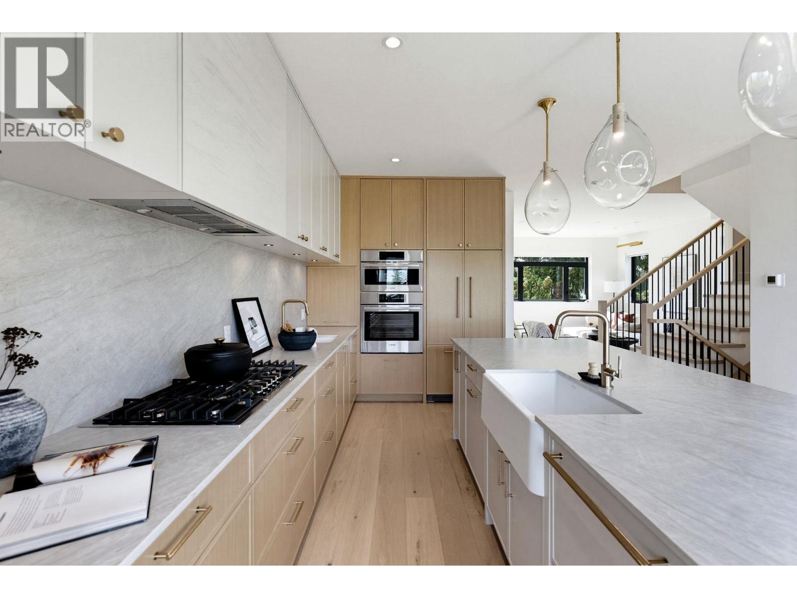 635 E 22ND AVENUE, Vancouver — photo 8