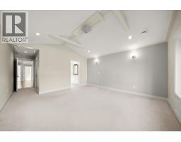 7028 Broadway, Burnaby, BC V5A1R8 Photo 18