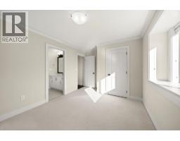 7028 Broadway, Burnaby, BC V5A1R8 Photo 22